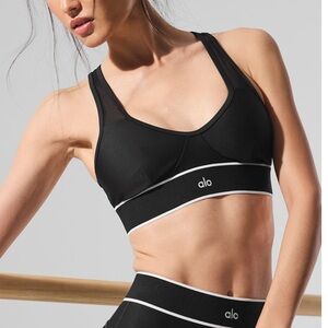 ALO Yoga Airlift Mesh Darling Bra – Black
